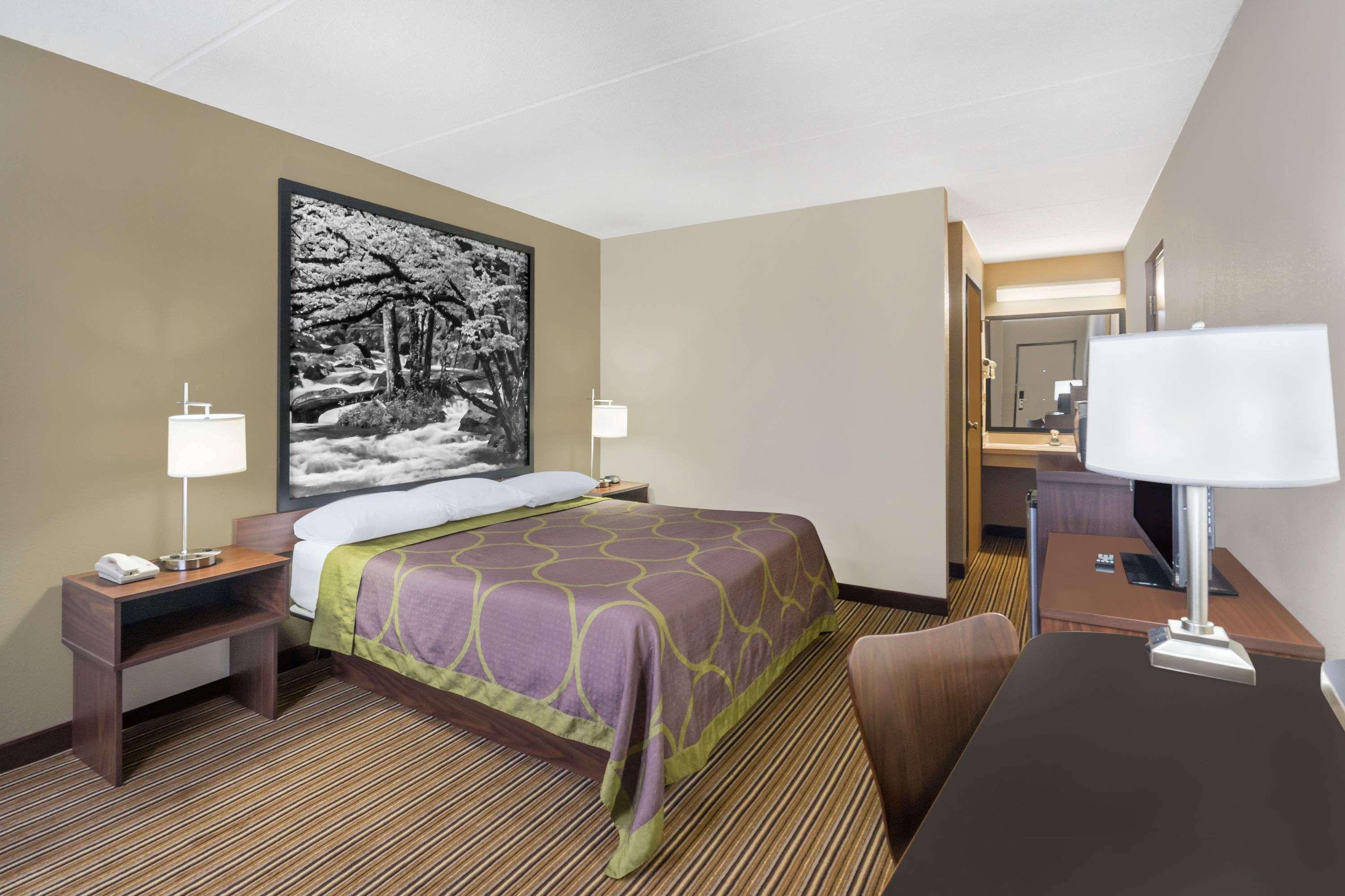 Super 8 By Wyndham Knoxville North/Powell Zewnętrze zdjęcie